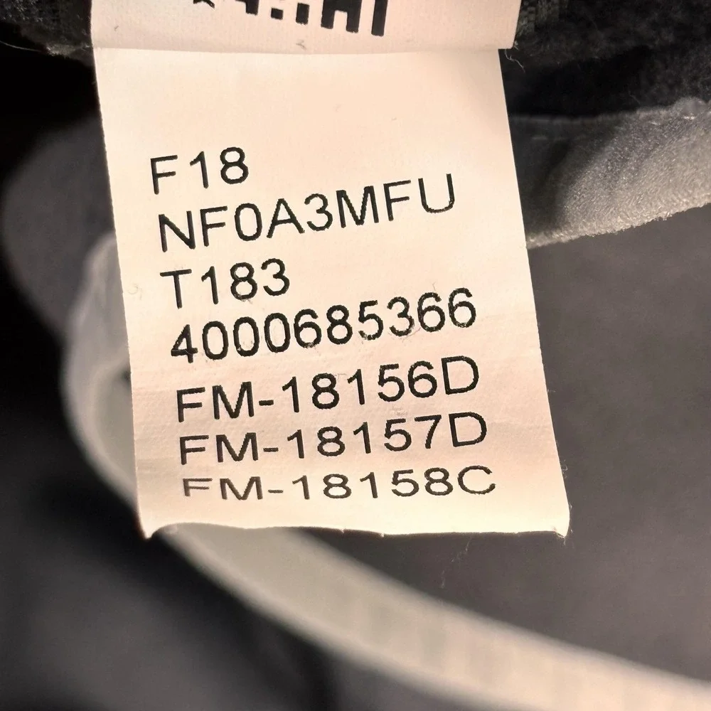 The North Face Jacket Mens Medium Gray Red‎ Fleece 1/4 Zip Pullover Pockets